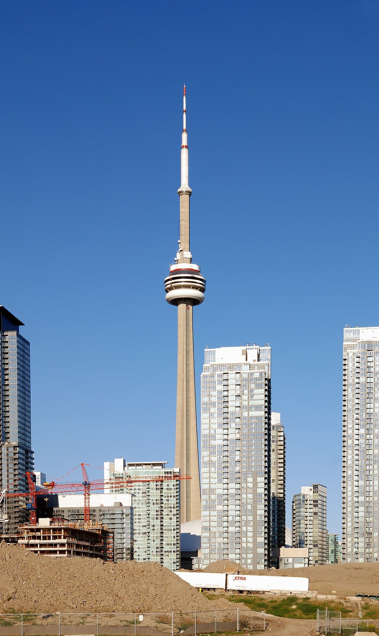 CN Tower and Toronto skyline